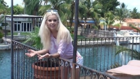 Halle Von sucks and rubs a cock and enjoys POV doggy style banging